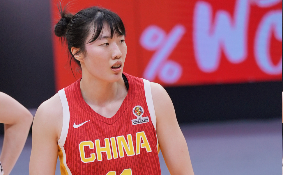 乐鱼-一战打出顶级3D！正负值+24断层领先，球迷：中国女篮的特科格鲁