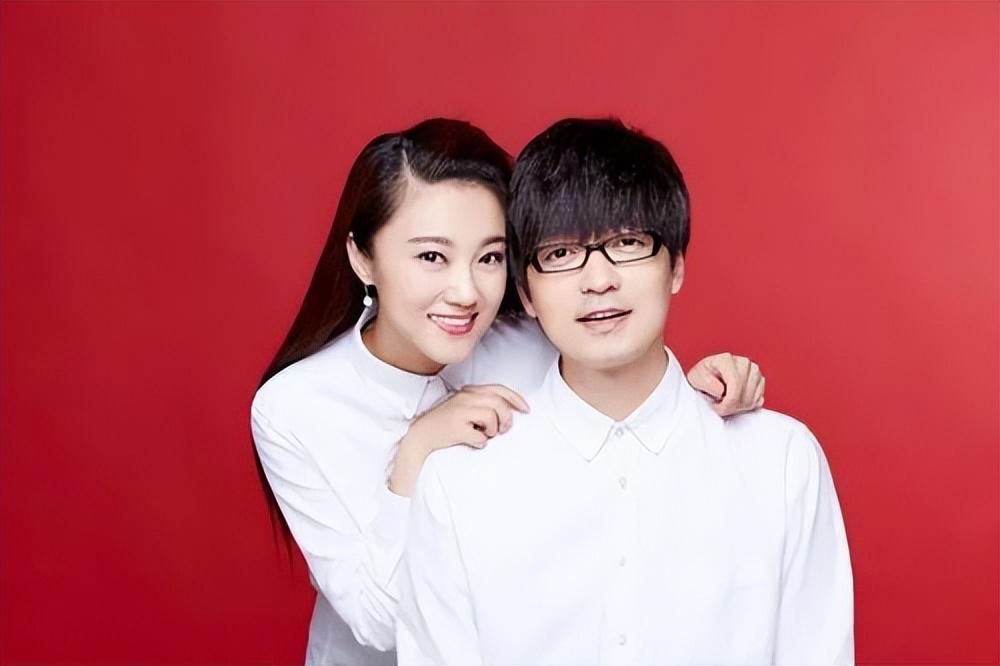 乐鱼官方入口-玖月奇迹离婚7年，王小玮近况曝光，43岁无婚无育，发福显老